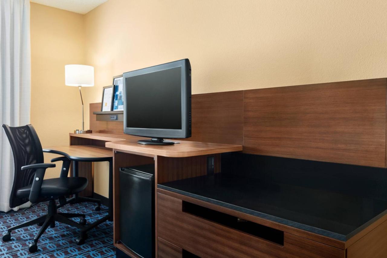 Fairfield Inn Roseville Esterno foto